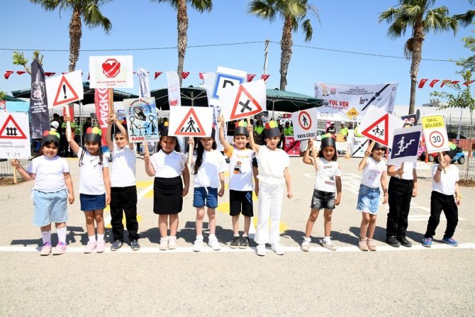 Vali Su, ‘Polis Amca Trafik Eğitim Parkı’nın Açılışını Yaptı