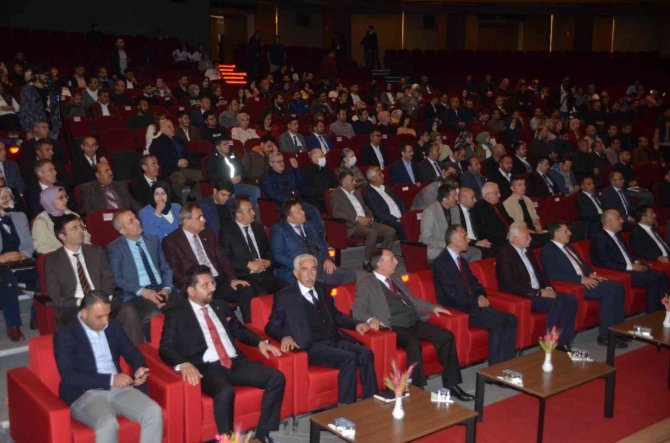 Prof. Dr. Osman Demirdöğen: “Bölgenin Terörden Temizlenmesiyle Yatırımlar Hızlandı”