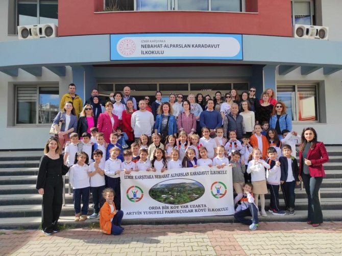 İ̇zmir’den Artvin’e Minik Yüreklerin Buluşması