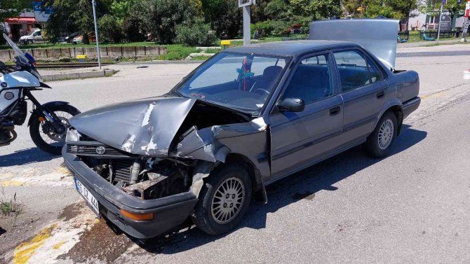 Samsun’da Hemzemin Geçitte Trafik Kazası