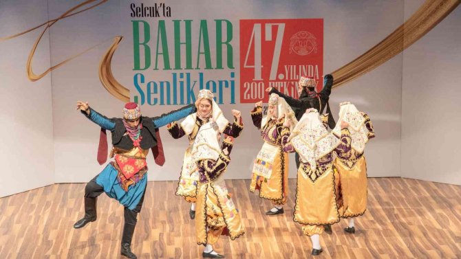 Selçuk Üniversitesi’nde ‘Bahar Şenlikleri’ Başladı