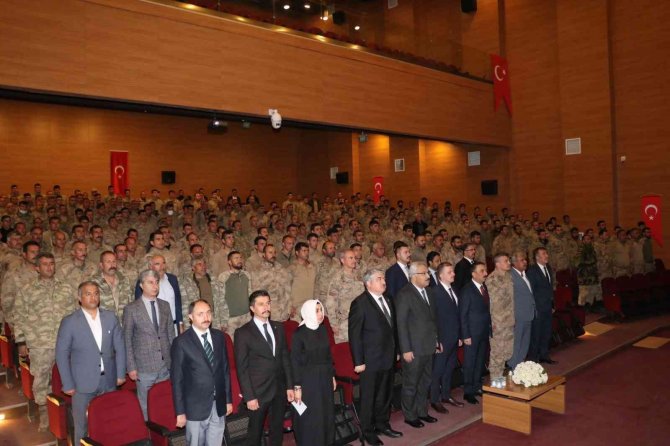 Siirt Valisi Hacıbektaşoğlu: "Siirt’te 183 Korucumuz Şehit, 176’sı Gazi Olmuştur"