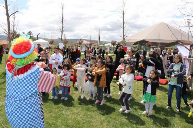 Çölyak Hastası Öğrenciler Doyasıya Eğlendi