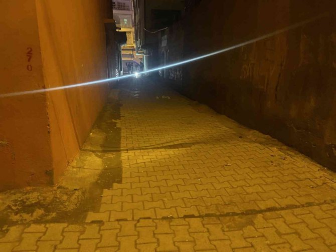 Sokakta Doğurduğu Bebeğini Poşete Koyup Terk Etti