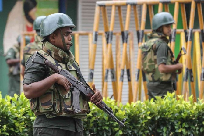 Sri Lanka’da Orduya Yağmacılar Ve Vandallar Hakkında “Vur” Emri Verildi
