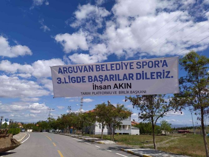 Başkan Akın’dan Arguvan Belediyspor’a Tebrik
