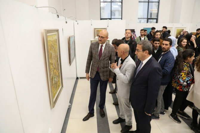 Van’da Naile Akıncı Anısına Resim Sergisi