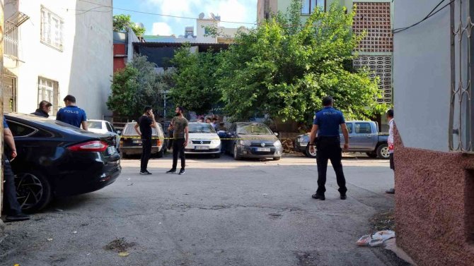 Adana’da Sokak Ortasında Vurulan Şahıs Öldü