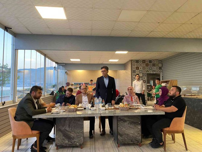 Ak Parti Finike İ̇lçe Başkanı Aladağ, Milletvekili Adaylığı İçin Görevinden İstifa Etti