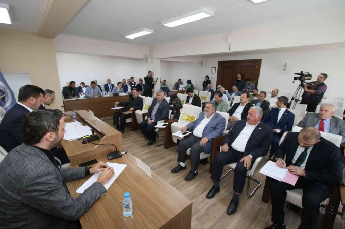 Akyazı’nın Yeni Sosyal Tesisi Açılışa Gün Sayıyor