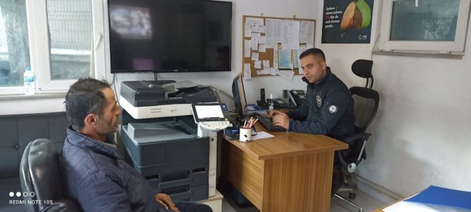 Telefon Kulağında Karakola Koştu, 158 Bin Lirasını Gerçek Polisler Kurtardı