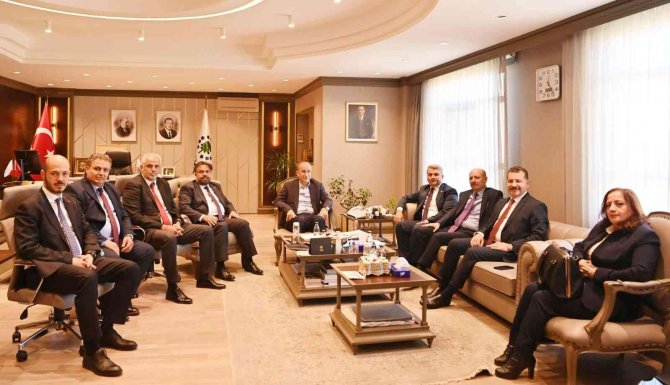 Ayvalık’ta Toki̇ 500 Konutla Start Alacak