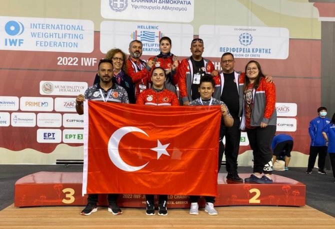 Bartın Üniversitesi Öğrencisi Dilara Uçan’dan 2 Bronz Madalya