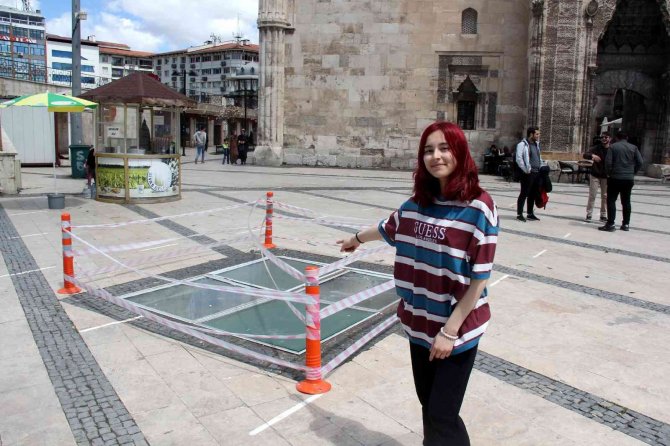 Otların Arasında Kaybolan Tarih