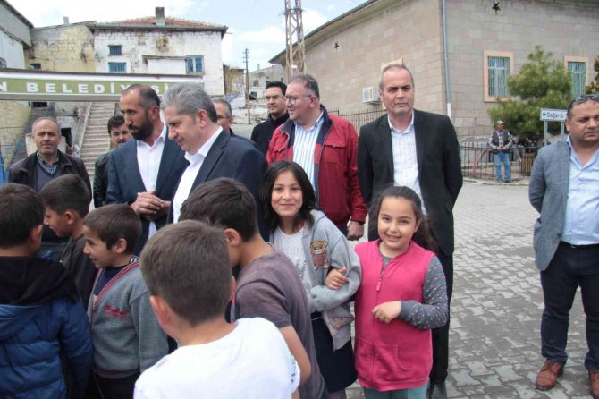 Bünyan’da Fidan Dağıtımı Yapıldı