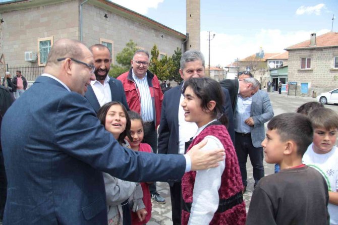 Bünyan’da Fidan Dağıtımı Yapıldı