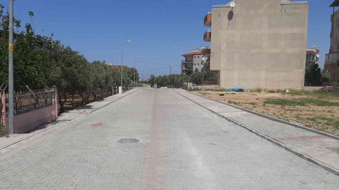 Davutlar Mahallesi’ne 4 Ayda 20 Bin Metrekare Yeni Yol Çalışması Yapıldı
