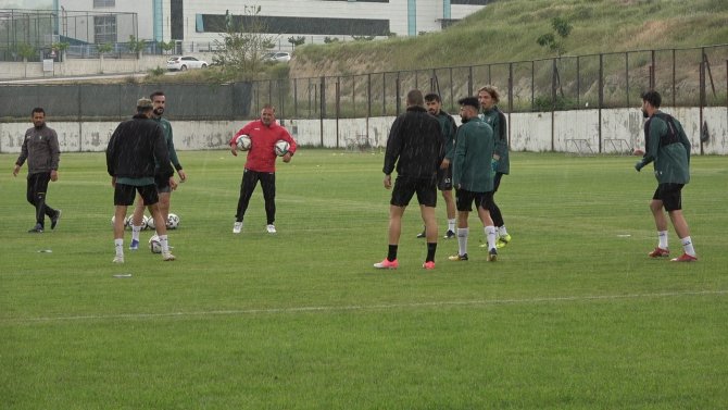 Denizlispor Kaçan Puanlara Üzülüyor