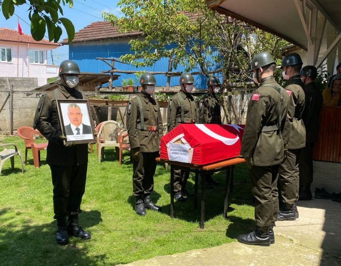 Kıbrıs Gazisi Askeri Törenle Son Yolculuğuna Uğurlandı