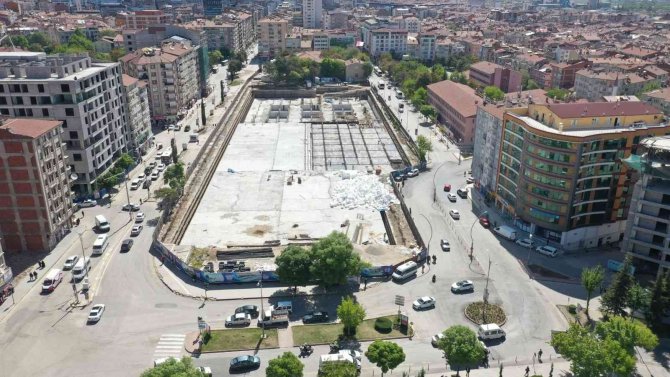 Kent Meydanı Ve Yer Altı Otoparkı Projesinde Sona Doğru