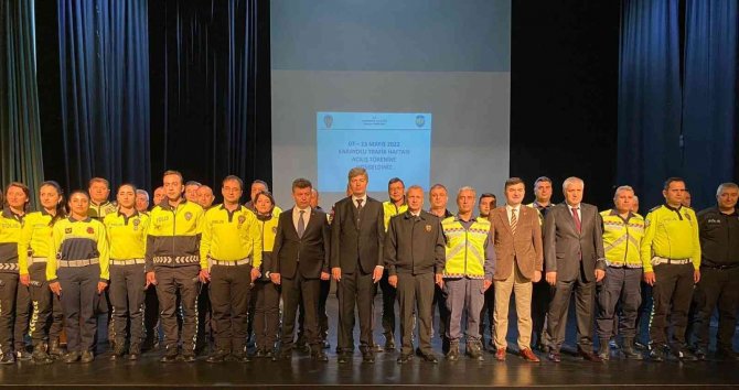 Yılın Trafikçileri Başarı Belgelerini Aldı