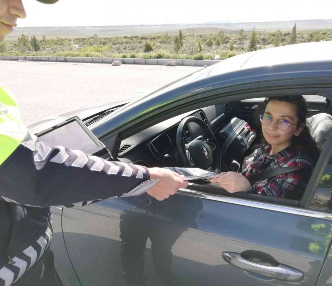 Trafik Kurallarına Uyulması İçin Bilgilendirme Yapıldı