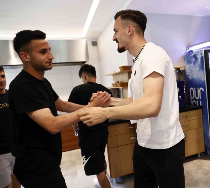 Mergim Berisha’nın Doğum Günü Kutlandı