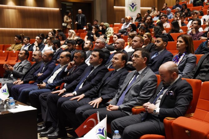 Gagi̇ad’dan ’’Mezun Olmak Yeterli Mi’’ Söyleşisi