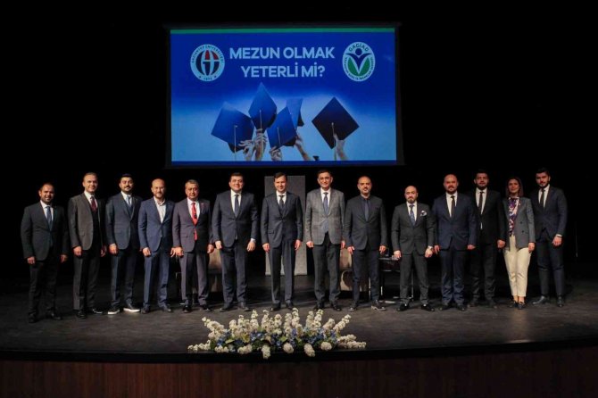 Gagi̇ad’dan ’’Mezun Olmak Yeterli Mi’’ Söyleşisi