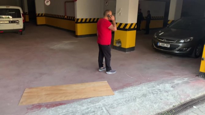 Kartal’da Bina Asansörü 7. Kattan Düştü, İçindeki Afgan Uyruklu 2 İşçi Yaralandı