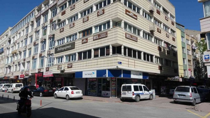 Çatıda Hırsız Avı