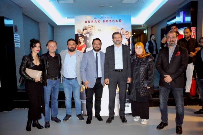 Gürsulullar Sinema Salonlarını Doldurdu