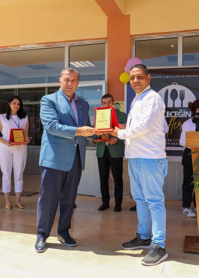 Mersin’de ’Geleceğin Şefleri Meslek Liseleri Yemek Yarışması’ Yapıldı