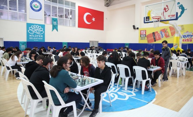 Öğrenciler En İyi Hamle İçin Mücadele Etti