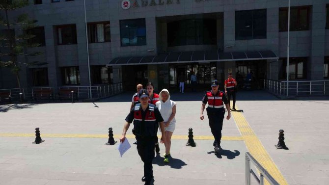 Fuhşa Zorlanan Özbekistan Uyruklu Üç Kadın Kurtarıldı, Çete Lideri Kadın Tutuklandı
