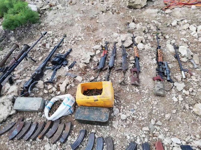 Pençe-kilit Operasyonu’nda Çok Sayıda Silah Ve Mühimmat Ele Geçirildi