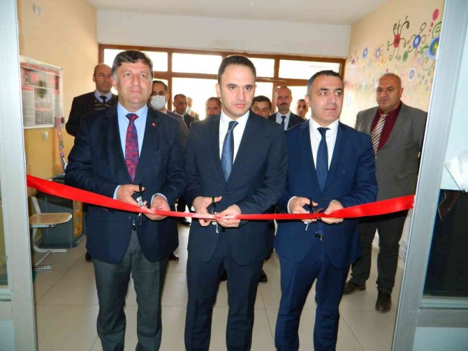 Halitpaşa Yatılı Bölge Ortaokulundan Örnek Sergi