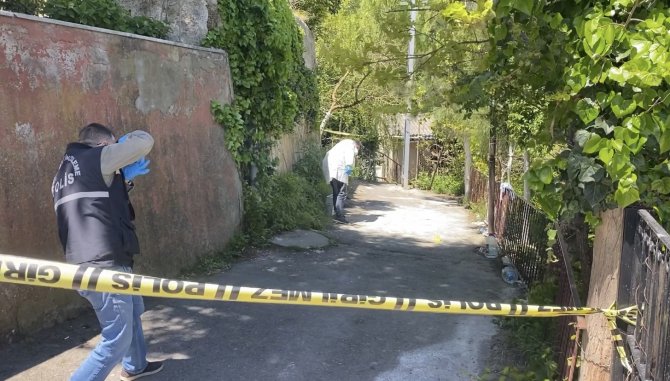 İ̇stanbul’da Ağabey Dehşeti: Kardeşini 7 Yerinden Bıçakladı