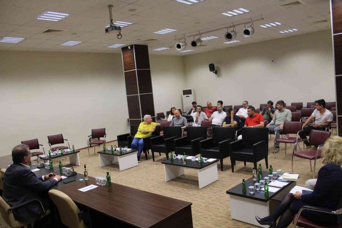 Söke Borsa’da Buğday Tüccarları Bir Araya Geldi