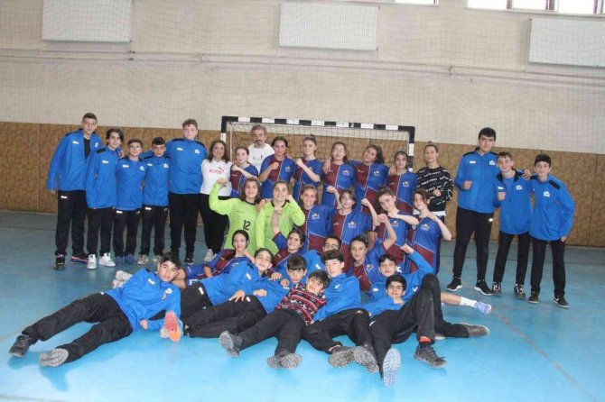 Anali̇g’de Hentbol Heyecanı
