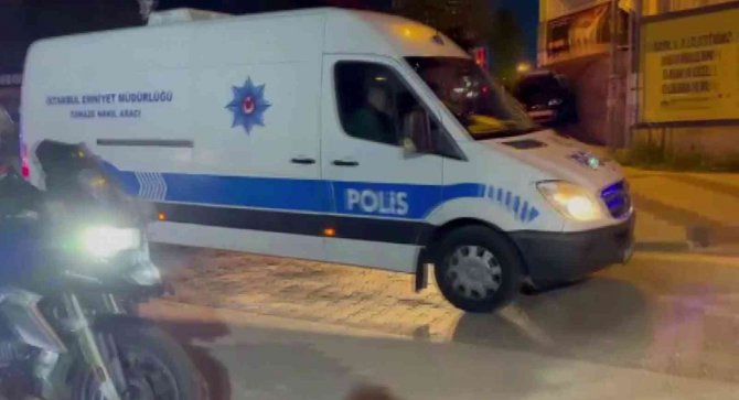 Sultanbeyli’de Şehit Olan Polisin Cenazesi Adli Tıp Kurumu’na Sevk Edildi