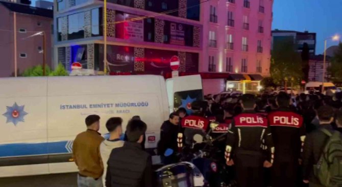 Sultanbeyli’de Şehit Olan Polisin Cenazesi Adli Tıp Kurumu’na Sevk Edildi