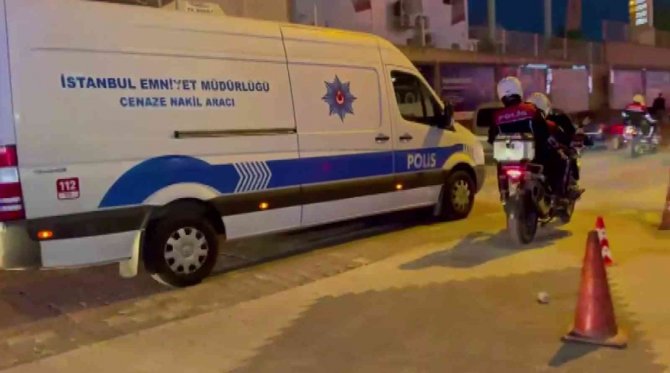 Sultanbeyli’de Şehit Olan Polisin Cenazesi Adli Tıp Kurumu’na Sevk Edildi
