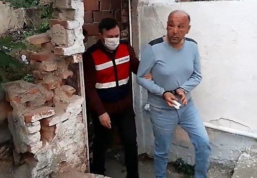 Sevgilisini Asitle Ağır Yaralayan Saplantılı Aşık Kendi Gözünden Oldu