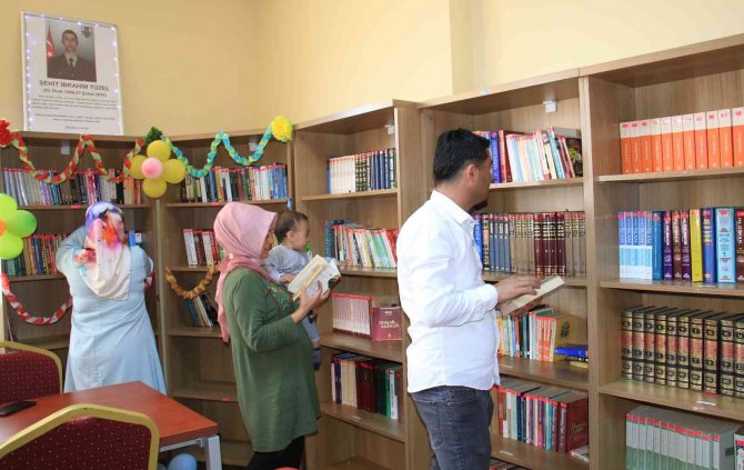 İ̇dlib Şehidi İ̇brahim Tüzel’in İsmi Kütüphaneye Verildi