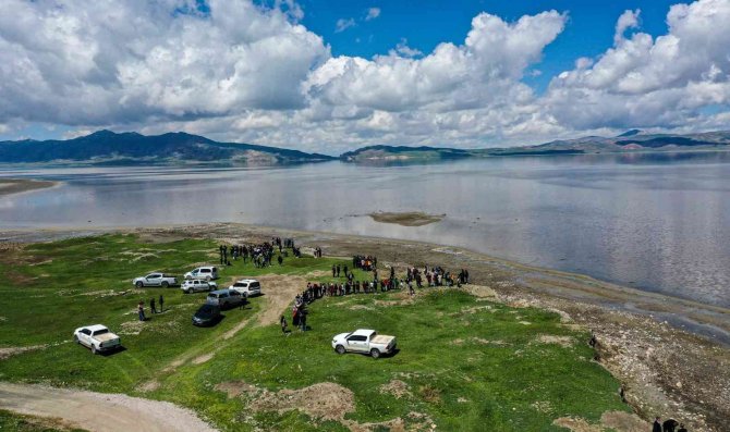 Vanlı Öğrenciler Kuş Gözlemi Yapıp Bilgilendirildi