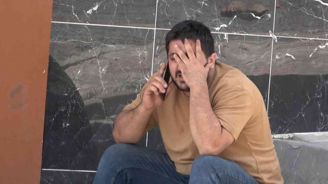 Yeni Aldığı Ekmek Teknesi Küle Dönünce Gözyaşlarını Tutamadı