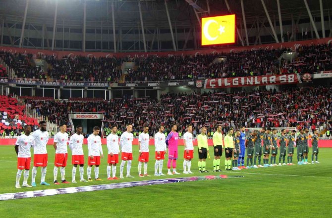 Ziraat Türkiye Kupası: Sivasspor: 0 - Alanyaspor: 0 (Maç Devam Ediyor)