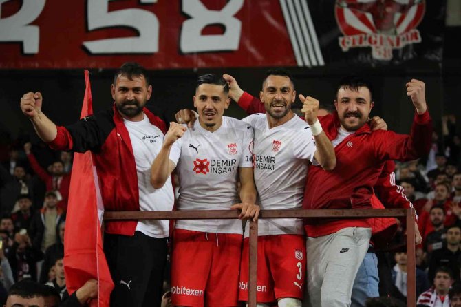 Yiğidolar’ın Final Sevinci