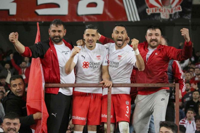 Yiğidolar’ın Final Sevinci
